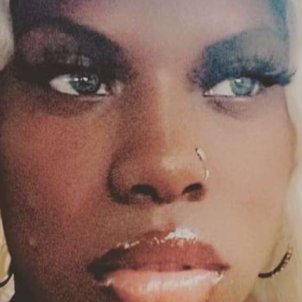 Meet your Posher, Jada